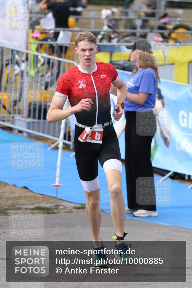 16.08.2026 - KN Förde Triathlon 2026 Antke Förster http://msf.ph/oto/10000885 16.08.2026 15:24:31 Laufen  meine-sportfotos.de