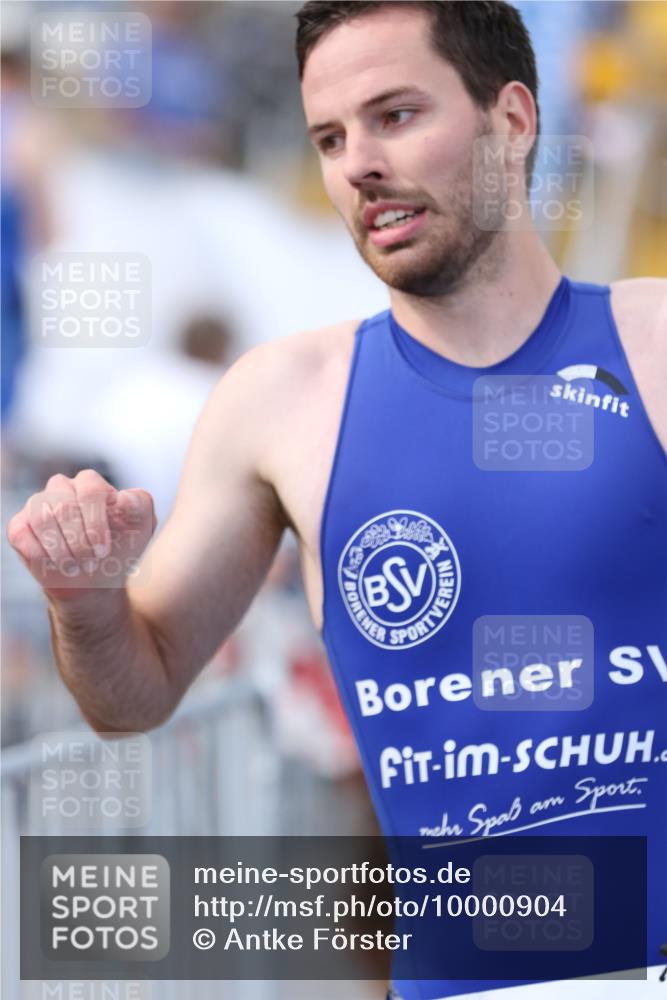 16.08.2026 - KN Förde Triathlon 2026 Antke Förster http://msf.ph/oto/10000904 16.08.2026 15:25:59 Laufen  meine-sportfotos.de