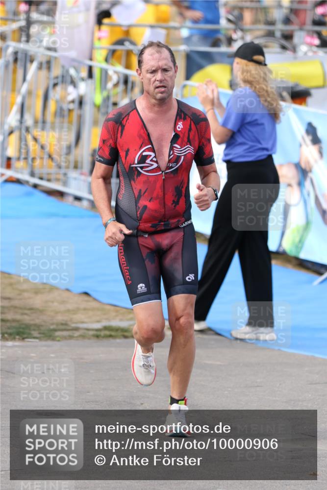 16.08.2026 - KN Förde Triathlon 2026 Antke Förster http://msf.ph/oto/10000906 16.08.2026 15:26:36 Laufen  meine-sportfotos.de