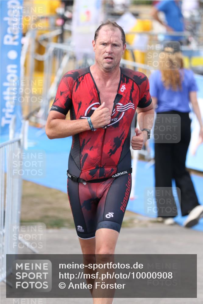 16.08.2026 - KN Förde Triathlon 2026 Antke Förster http://msf.ph/oto/10000908 16.08.2026 15:26:37 Laufen  meine-sportfotos.de