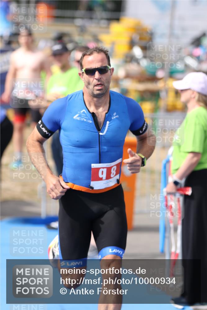 16.08.2026 - KN Förde Triathlon 2026 Antke Förster http://msf.ph/oto/10000934 16.08.2026 15:27:59 Laufen  meine-sportfotos.de
