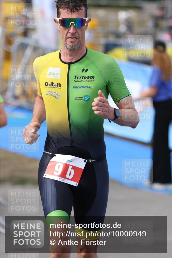 16.08.2026 - KN Förde Triathlon 2026 Antke Förster http://msf.ph/oto/10000949 16.08.2026 15:29:56 Laufen  meine-sportfotos.de