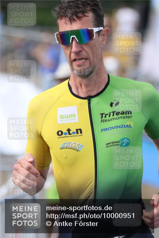 16.08.2026 - KN Förde Triathlon 2026 Antke Förster http://msf.ph/oto/10000951 16.08.2026 15:29:57 Laufen  meine-sportfotos.de