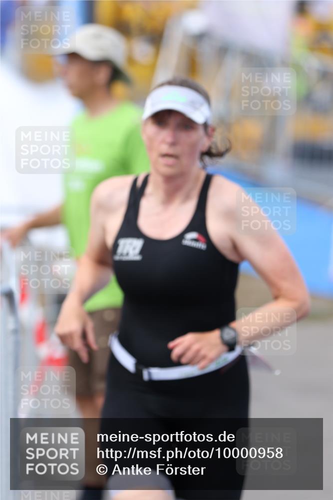 16.08.2026 - KN Förde Triathlon 2026 Antke Förster http://msf.ph/oto/10000958 16.08.2026 15:30:37 Laufen  meine-sportfotos.de