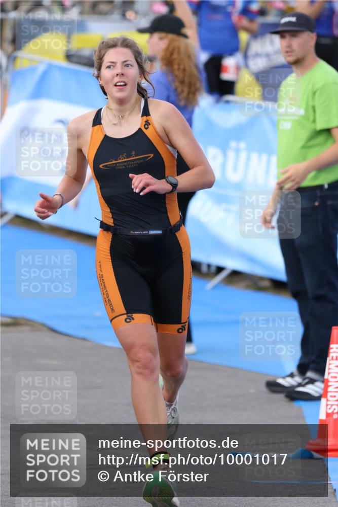 16.08.2026 - KN Förde Triathlon 2026 Antke Förster http://msf.ph/oto/10001017 16.08.2026 15:34:11 Laufen  meine-sportfotos.de