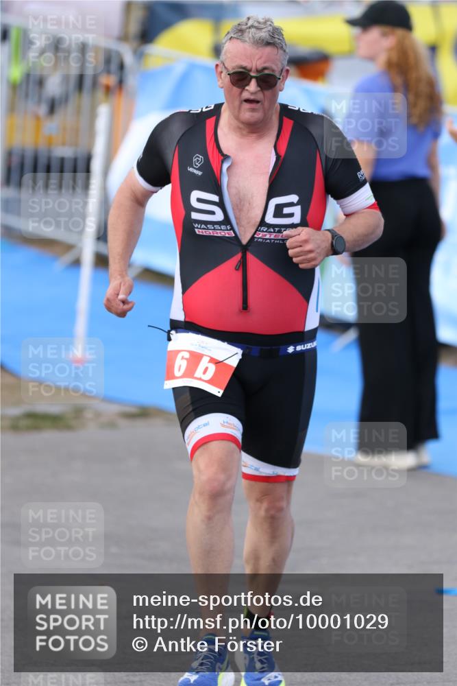 16.08.2026 - KN Förde Triathlon 2026 Antke Förster http://msf.ph/oto/10001029 16.08.2026 15:34:18 Laufen  meine-sportfotos.de