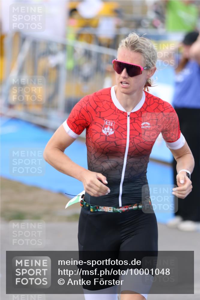 16.08.2026 - KN Förde Triathlon 2026 Antke Förster http://msf.ph/oto/10001048 16.08.2026 15:35:30 Laufen  meine-sportfotos.de