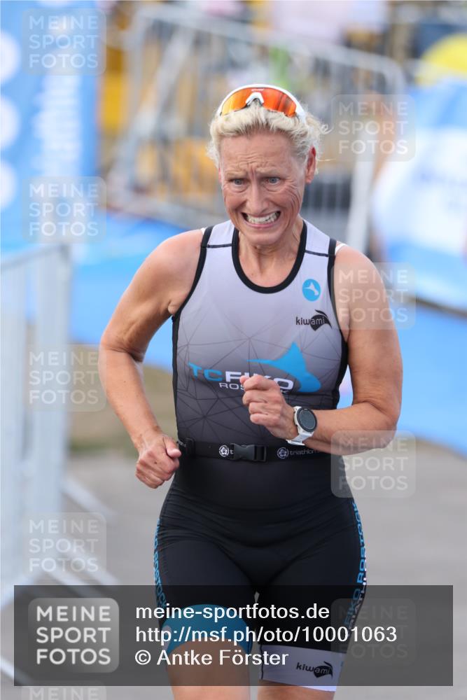 16.08.2026 - KN Förde Triathlon 2026 Antke Förster http://msf.ph/oto/10001063 16.08.2026 15:36:08 Laufen  meine-sportfotos.de