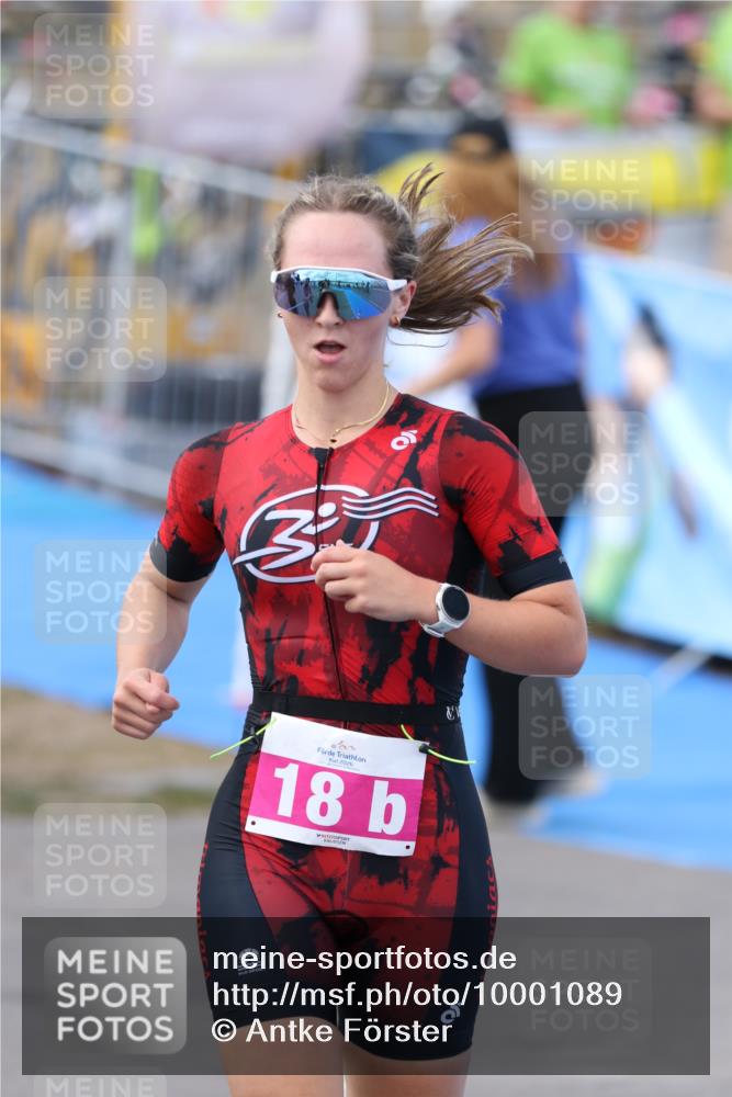 16.08.2026 - KN Förde Triathlon 2026 Antke Förster http://msf.ph/oto/10001089 16.08.2026 15:42:16 Laufen  meine-sportfotos.de