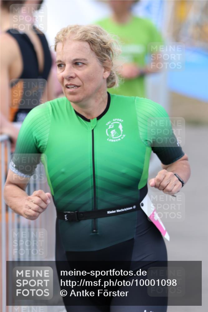 16.08.2026 - KN Förde Triathlon 2026 Antke Förster http://msf.ph/oto/10001098 16.08.2026 15:43:07 Laufen  meine-sportfotos.de
