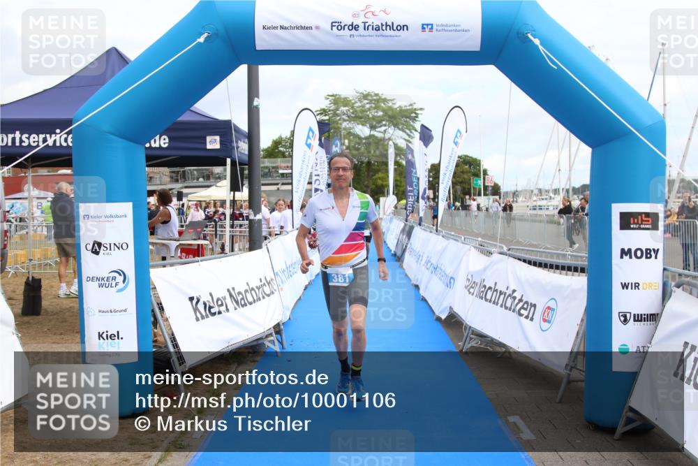 16.08.2026 - KN Förde Triathlon 2026 Markus Tischler http://msf.ph/oto/10001106 16.08.2026 12:27:48 Ziel 381, 384, 425, 381, 384, 425 meine-sportfotos.de