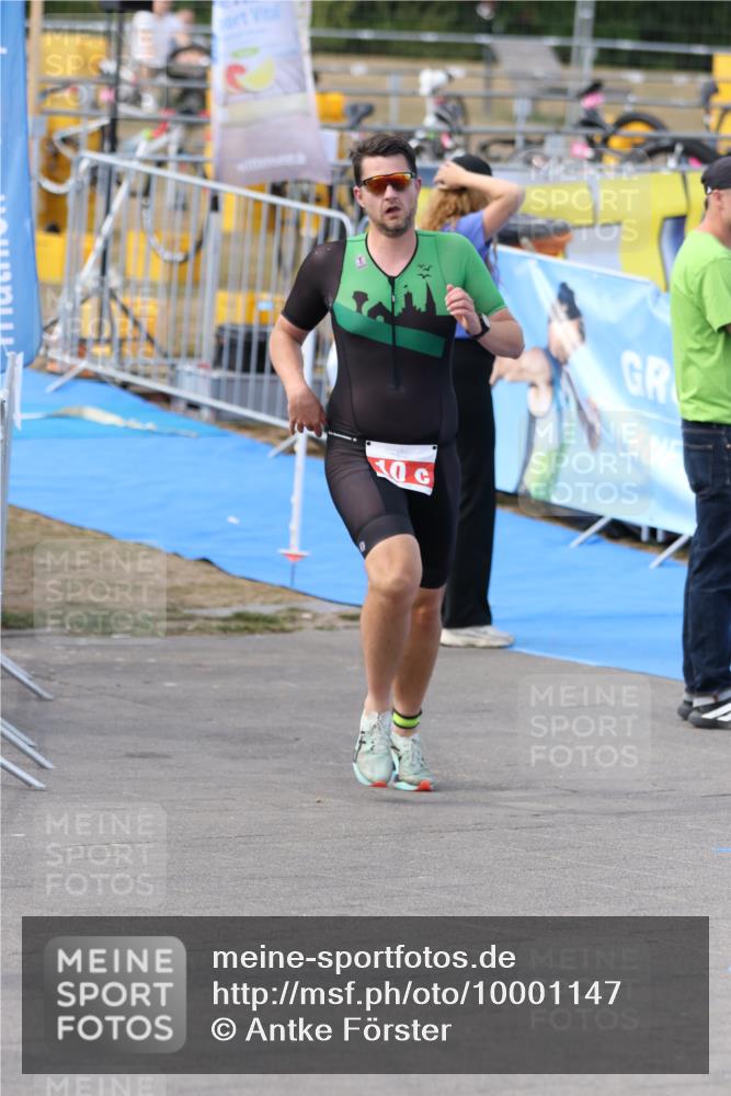 16.08.2026 - KN Förde Triathlon 2026 Antke Förster http://msf.ph/oto/10001147 16.08.2026 15:51:53 Laufen  meine-sportfotos.de