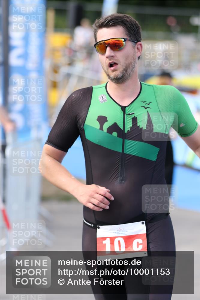 16.08.2026 - KN Förde Triathlon 2026 Antke Förster http://msf.ph/oto/10001153 16.08.2026 15:51:55 Laufen  meine-sportfotos.de