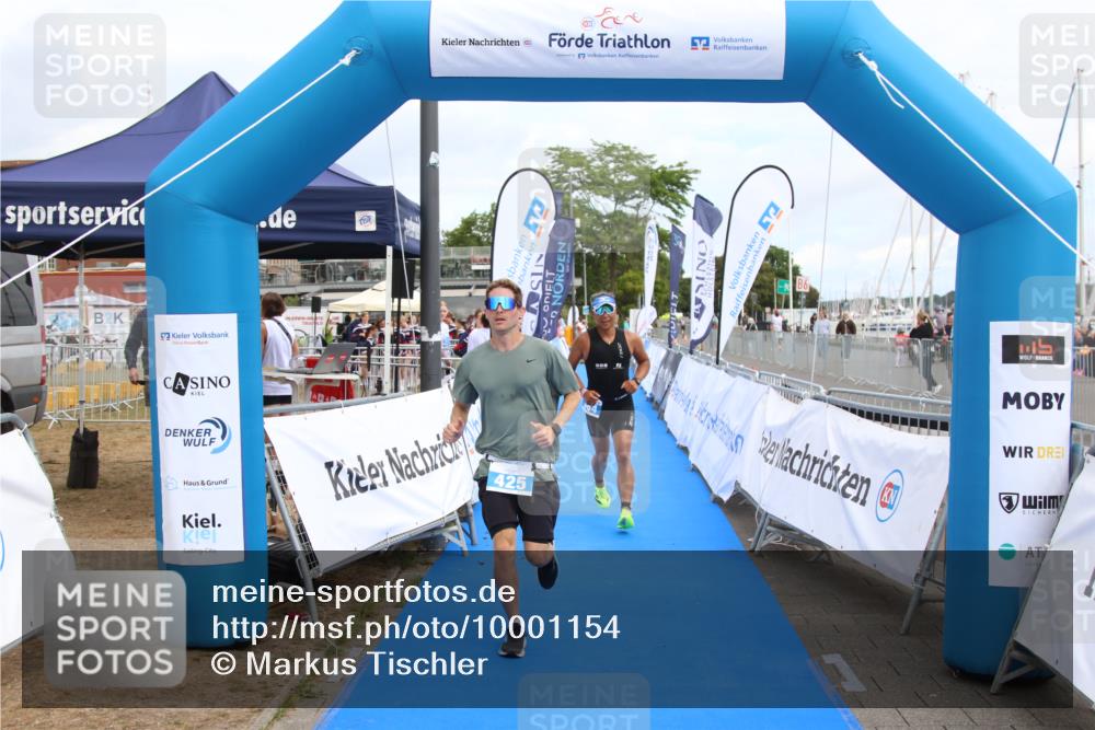 16.08.2026 - KN Förde Triathlon 2026 Markus Tischler http://msf.ph/oto/10001154 16.08.2026 12:27:52 Ziel 381, 384, 425, 381, 384, 425 meine-sportfotos.de