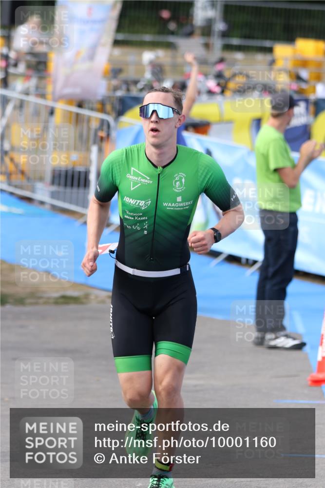 16.08.2026 - KN Förde Triathlon 2026 Antke Förster http://msf.ph/oto/10001160 16.08.2026 15:52:26 Laufen  meine-sportfotos.de