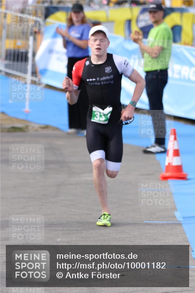 16.08.2026 - KN Förde Triathlon 2026 Antke Förster http://msf.ph/oto/10001182 16.08.2026 15:54:36 Laufen  meine-sportfotos.de