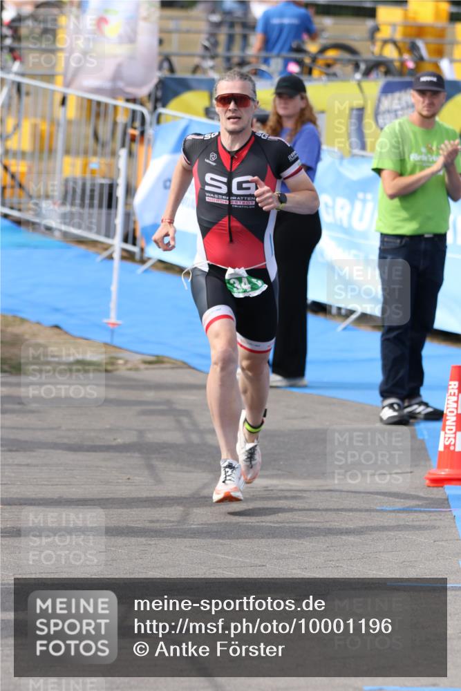 16.08.2026 - KN Förde Triathlon 2026 Antke Förster http://msf.ph/oto/10001196 16.08.2026 15:55:30 Laufen  meine-sportfotos.de