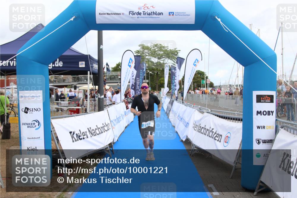 16.08.2026 - KN Förde Triathlon 2026 Markus Tischler http://msf.ph/oto/10001221 16.08.2026 12:28:55 Ziel 432, 432 meine-sportfotos.de