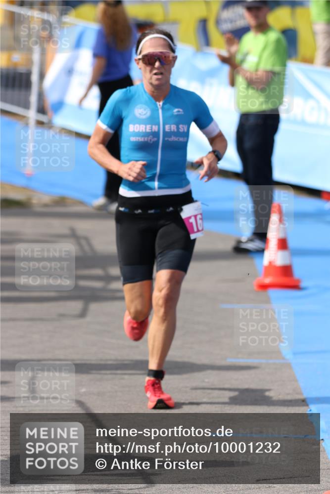 16.08.2026 - KN Förde Triathlon 2026 Antke Förster http://msf.ph/oto/10001232 16.08.2026 15:58:02 Laufen  meine-sportfotos.de