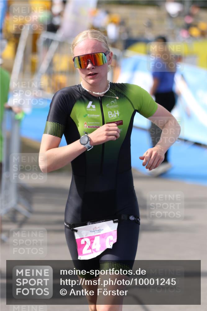 16.08.2026 - KN Förde Triathlon 2026 Antke Förster http://msf.ph/oto/10001245 16.08.2026 15:58:17 Laufen  meine-sportfotos.de