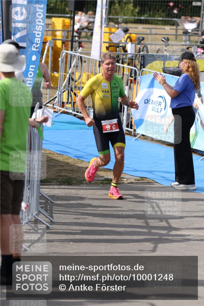 16.08.2026 - KN Förde Triathlon 2026 Antke Förster http://msf.ph/oto/10001248 16.08.2026 15:58:37 Laufen  meine-sportfotos.de