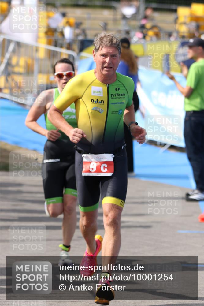 16.08.2026 - KN Förde Triathlon 2026 Antke Förster http://msf.ph/oto/10001254 16.08.2026 15:58:39 Laufen  meine-sportfotos.de
