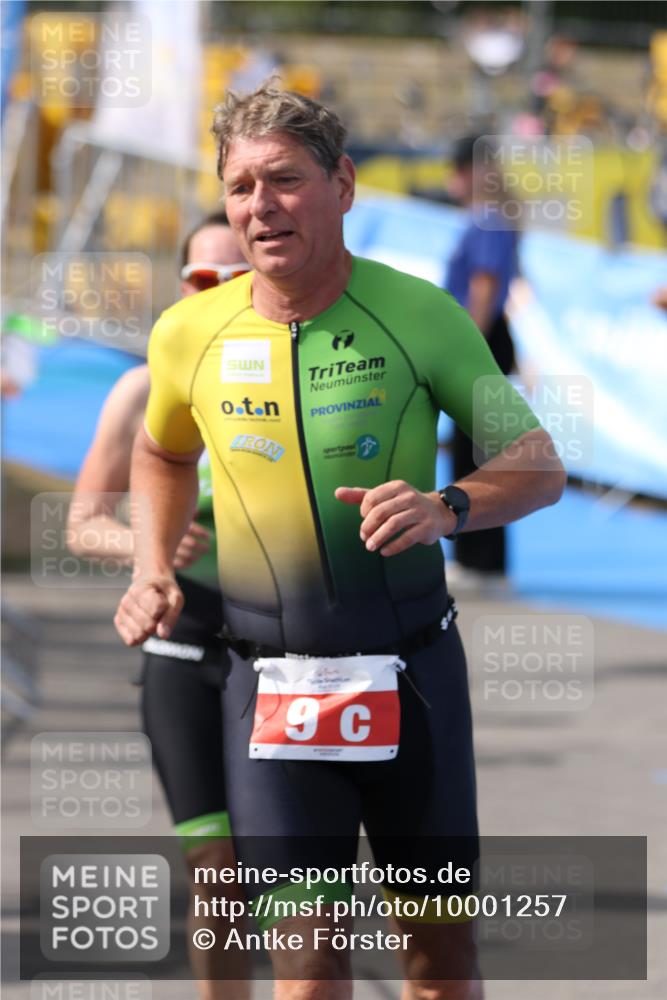 16.08.2026 - KN Förde Triathlon 2026 Antke Förster http://msf.ph/oto/10001257 16.08.2026 15:58:40 Laufen  meine-sportfotos.de