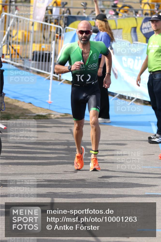 16.08.2026 - KN Förde Triathlon 2026 Antke Förster http://msf.ph/oto/10001263 16.08.2026 15:58:51 Laufen  meine-sportfotos.de