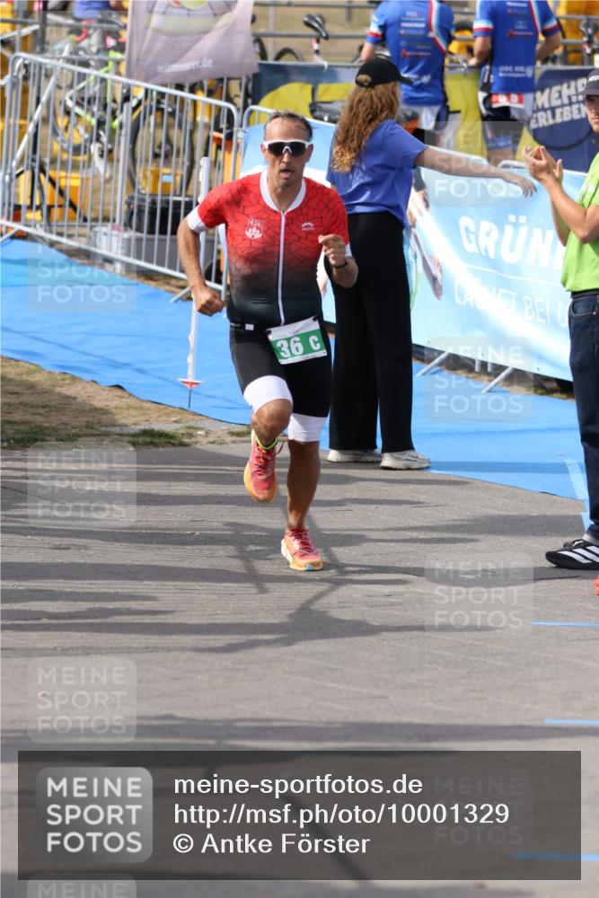16.08.2026 - KN Förde Triathlon 2026 Antke Förster http://msf.ph/oto/10001329 16.08.2026 16:02:04 Laufen  meine-sportfotos.de
