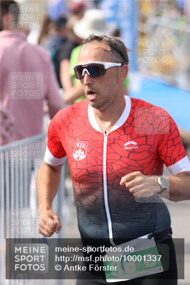 16.08.2026 - KN Förde Triathlon 2026 Antke Förster http://msf.ph/oto/10001337 16.08.2026 16:02:06 Laufen  meine-sportfotos.de
