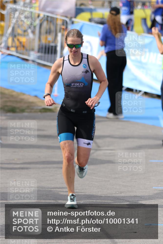 16.08.2026 - KN Förde Triathlon 2026 Antke Förster http://msf.ph/oto/10001341 16.08.2026 16:02:59 Laufen  meine-sportfotos.de