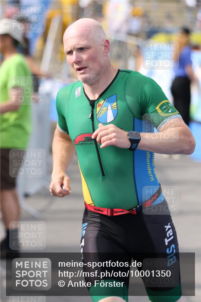 16.08.2026 - KN Förde Triathlon 2026 Antke Förster http://msf.ph/oto/10001350 16.08.2026 16:03:32 Laufen  meine-sportfotos.de