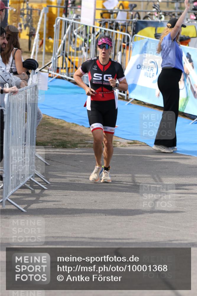 16.08.2026 - KN Förde Triathlon 2026 Antke Förster http://msf.ph/oto/10001368 16.08.2026 16:06:19 Laufen  meine-sportfotos.de