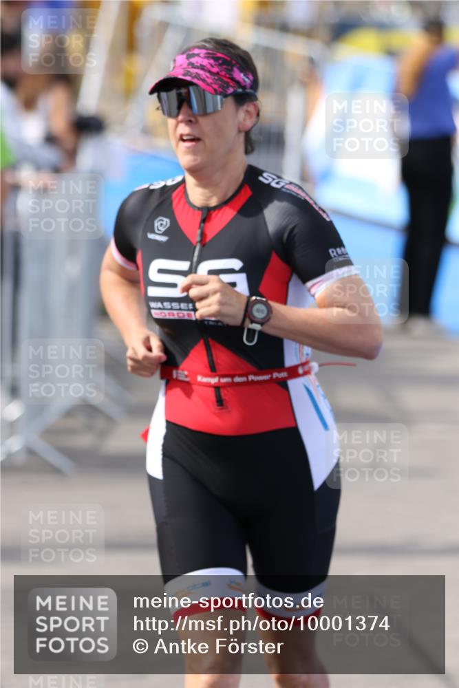 16.08.2026 - KN Förde Triathlon 2026 Antke Förster http://msf.ph/oto/10001374 16.08.2026 16:06:22 Laufen  meine-sportfotos.de