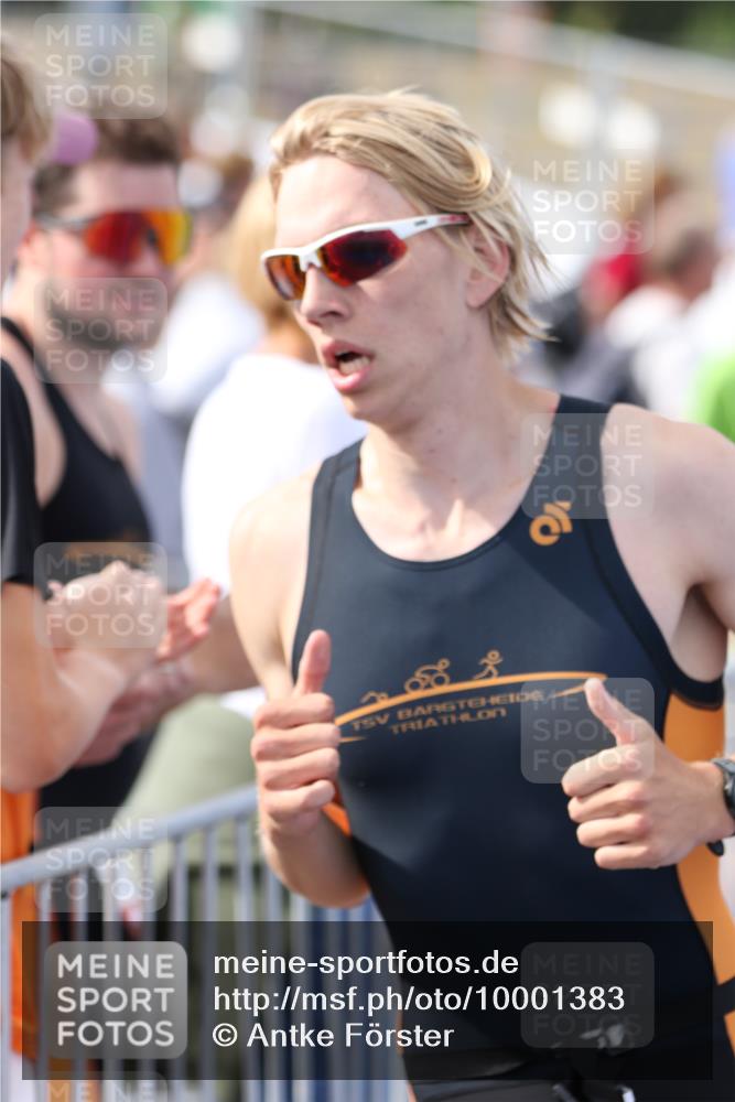 16.08.2026 - KN Förde Triathlon 2026 Antke Förster http://msf.ph/oto/10001383 16.08.2026 16:06:28 Laufen  meine-sportfotos.de