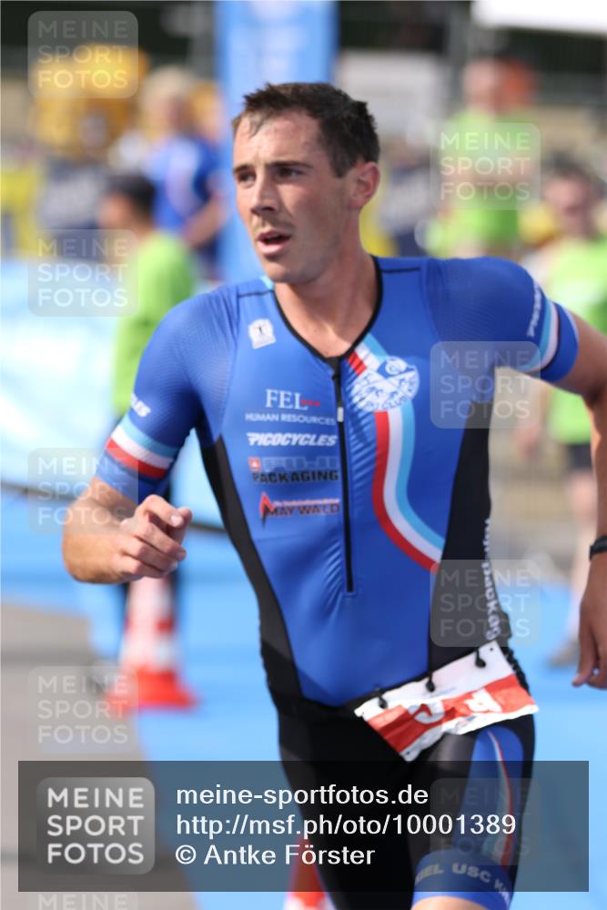 16.08.2026 - KN Förde Triathlon 2026 Antke Förster http://msf.ph/oto/10001389 16.08.2026 16:06:49 Laufen  meine-sportfotos.de