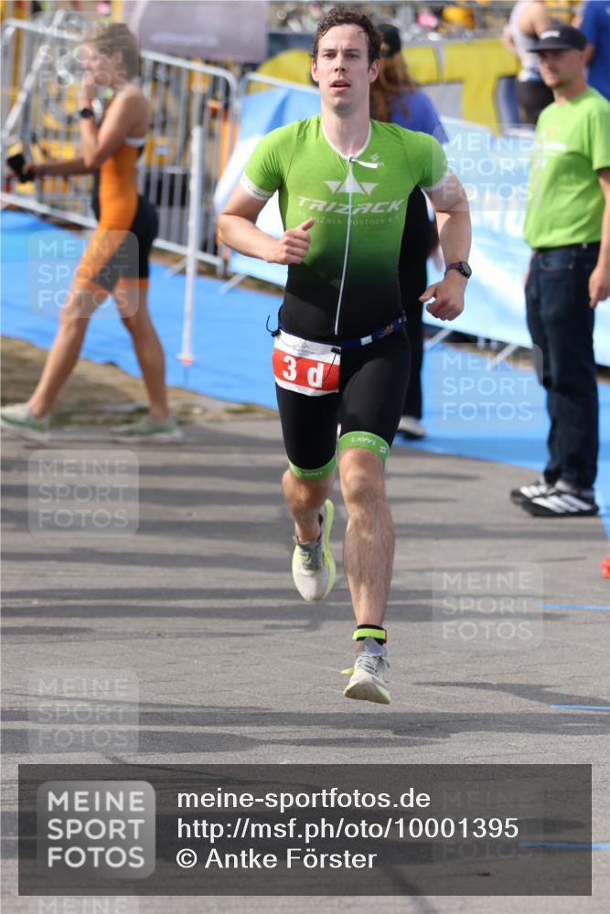 16.08.2026 - KN Förde Triathlon 2026 Antke Förster http://msf.ph/oto/10001395 16.08.2026 16:12:12 Laufen  meine-sportfotos.de