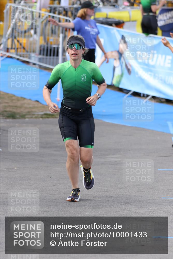 16.08.2026 - KN Förde Triathlon 2026 Antke Förster http://msf.ph/oto/10001433 16.08.2026 16:15:28 Laufen  meine-sportfotos.de