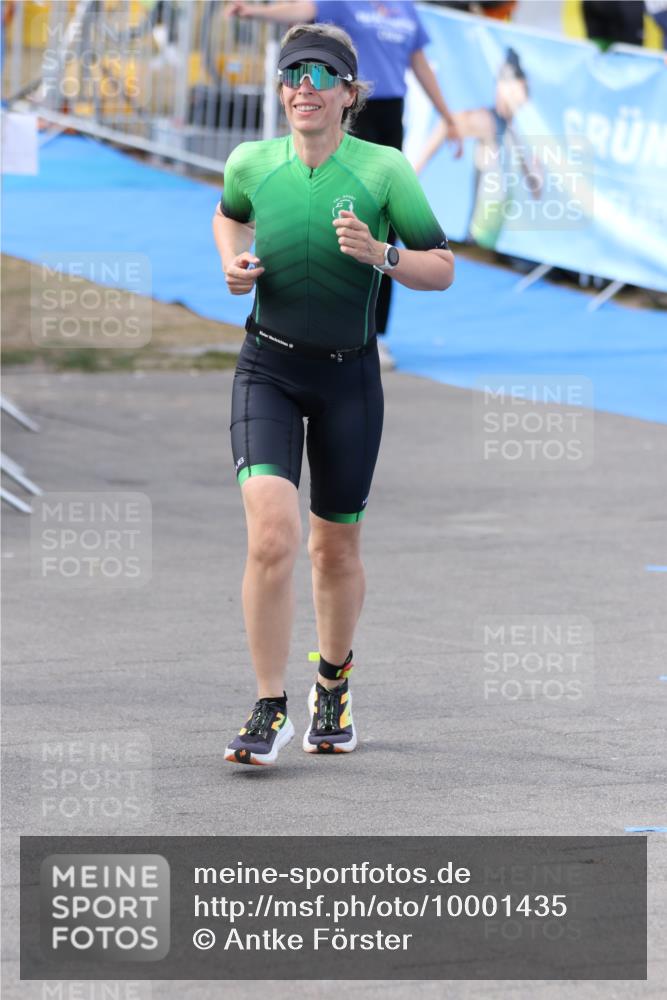 16.08.2026 - KN Förde Triathlon 2026 Antke Förster http://msf.ph/oto/10001435 16.08.2026 16:15:28 Laufen  meine-sportfotos.de