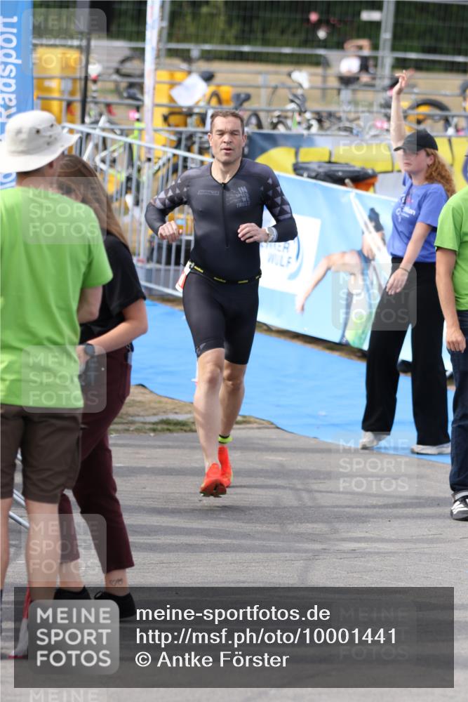 16.08.2026 - KN Förde Triathlon 2026 Antke Förster http://msf.ph/oto/10001441 16.08.2026 16:15:49 Laufen  meine-sportfotos.de