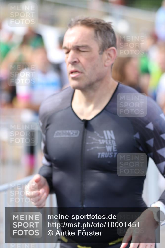 16.08.2026 - KN Förde Triathlon 2026 Antke Förster http://msf.ph/oto/10001451 16.08.2026 16:15:52 Laufen  meine-sportfotos.de