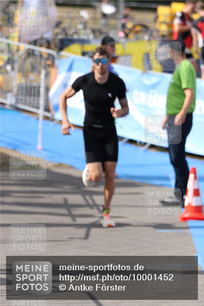 16.08.2026 - KN Förde Triathlon 2026 Antke Förster http://msf.ph/oto/10001452 16.08.2026 16:17:29 Laufen  meine-sportfotos.de