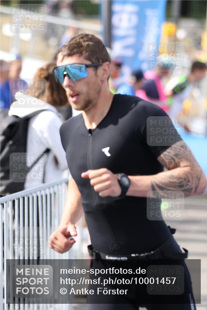 16.08.2026 - KN Förde Triathlon 2026 Antke Förster http://msf.ph/oto/10001457 16.08.2026 16:17:31 Laufen  meine-sportfotos.de