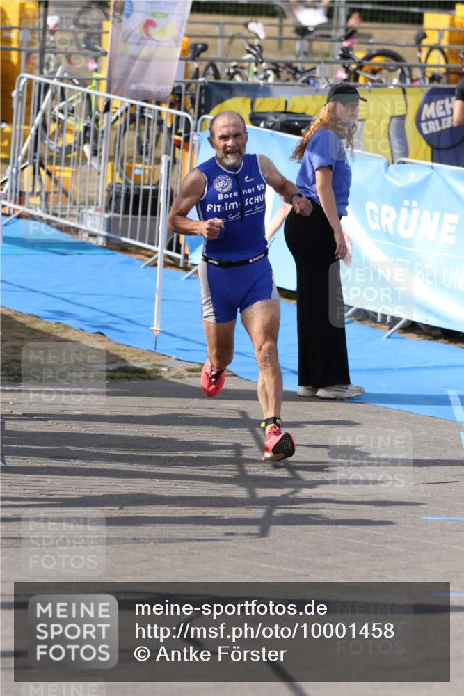 16.08.2026 - KN Förde Triathlon 2026 Antke Förster http://msf.ph/oto/10001458 16.08.2026 16:18:50 Laufen  meine-sportfotos.de