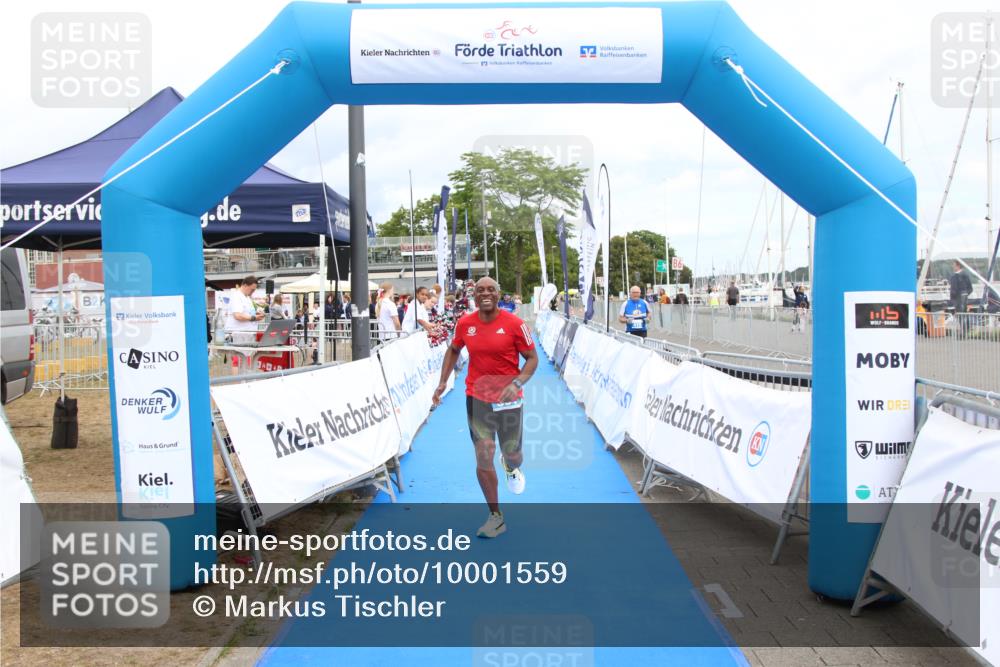 16.08.2026 - KN Förde Triathlon 2026 Markus Tischler http://msf.ph/oto/10001559 16.08.2026 12:34:56 Ziel 351, 438, 351, 438 meine-sportfotos.de