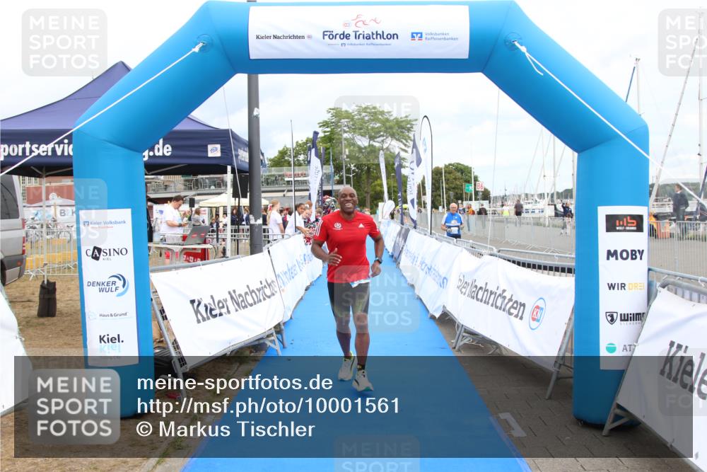 16.08.2026 - KN Förde Triathlon 2026 Markus Tischler http://msf.ph/oto/10001561 16.08.2026 12:34:56 Ziel 351, 438, 351, 438 meine-sportfotos.de