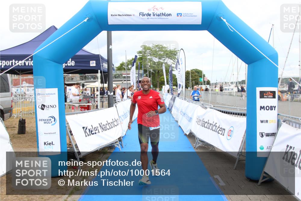 16.08.2026 - KN Förde Triathlon 2026 Markus Tischler http://msf.ph/oto/10001564 16.08.2026 12:34:56 Ziel 351, 438, 351, 438 meine-sportfotos.de