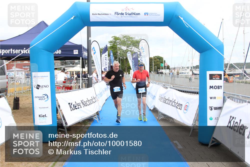 16.08.2026 - KN Förde Triathlon 2026 Markus Tischler http://msf.ph/oto/10001580 16.08.2026 12:36:03 Ziel 428, 801, 428, 801 meine-sportfotos.de
