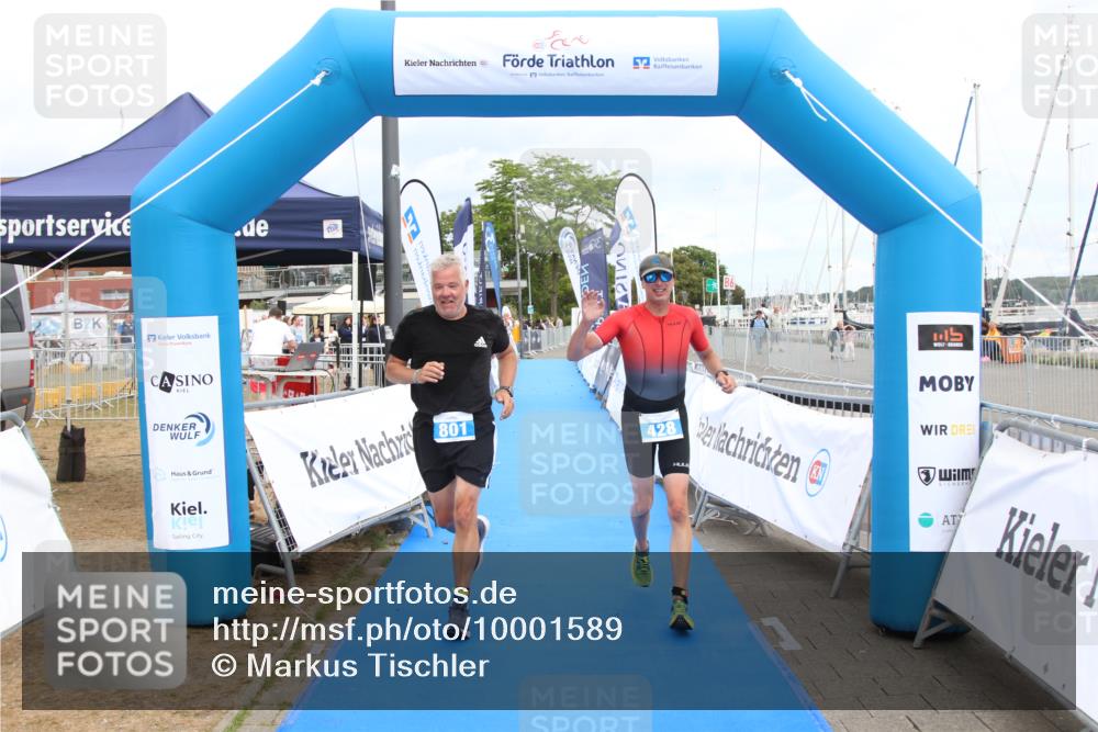 16.08.2026 - KN Förde Triathlon 2026 Markus Tischler http://msf.ph/oto/10001589 16.08.2026 12:36:04 Ziel 428, 801, 428, 801 meine-sportfotos.de