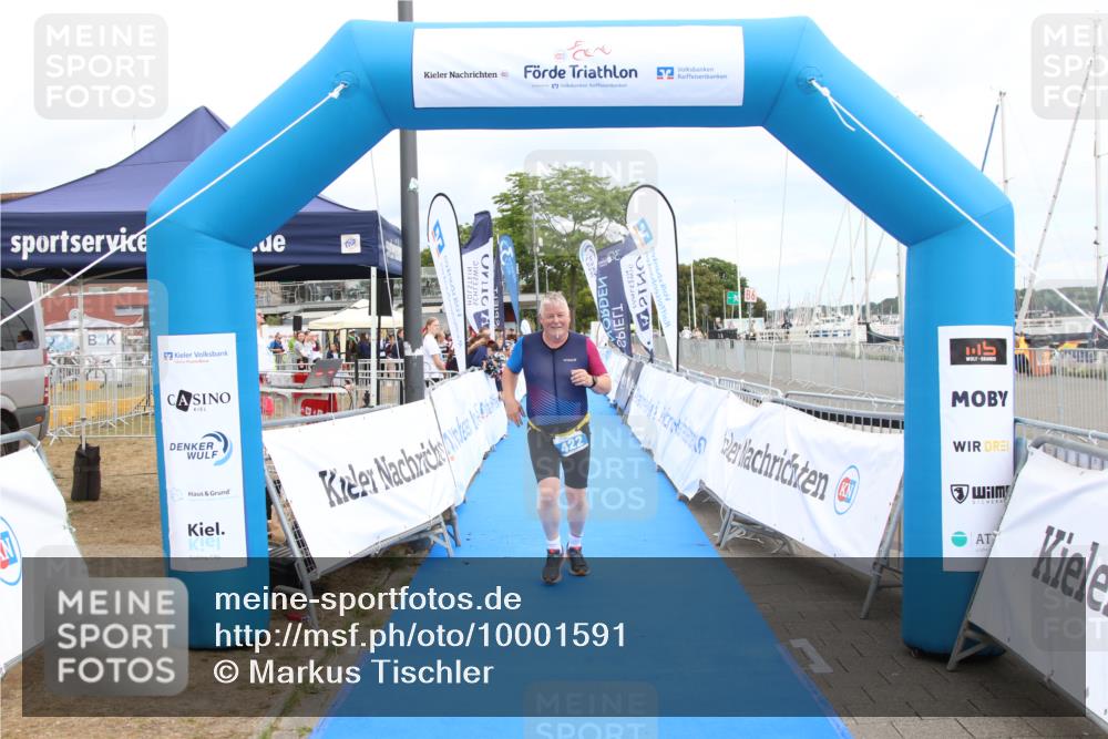 16.08.2026 - KN Förde Triathlon 2026 Markus Tischler http://msf.ph/oto/10001591 16.08.2026 12:36:58 Ziel 422, 422 meine-sportfotos.de